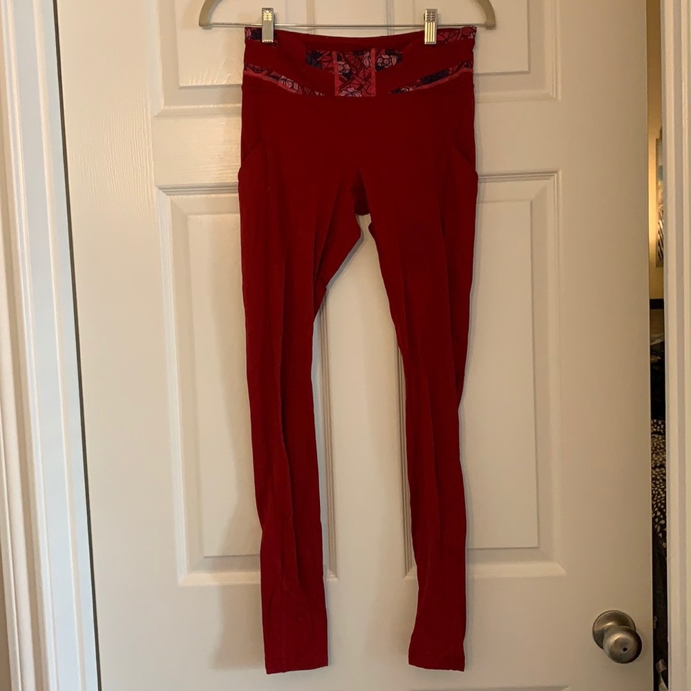 Long red lululemon lined leggings - red size 6